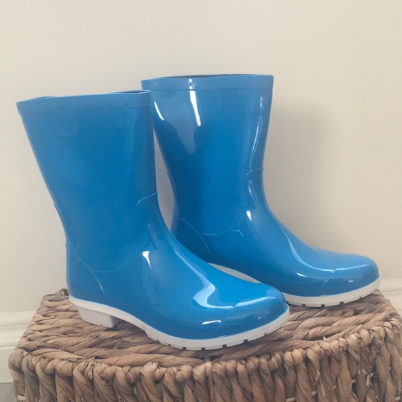 UGGS Brand New! Rain Boots - Picture 1 of 8